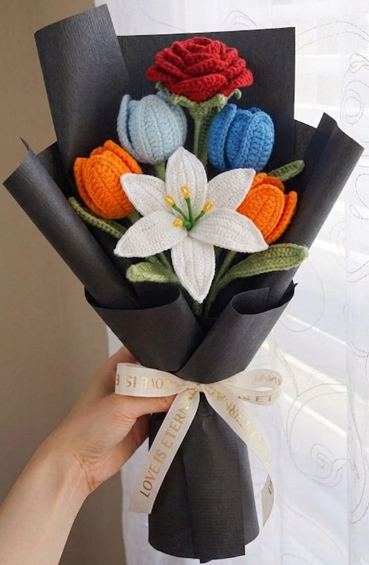 El Yapımı Özel Tasarım Buket - Zambak, Gül ve Renkli Laleler